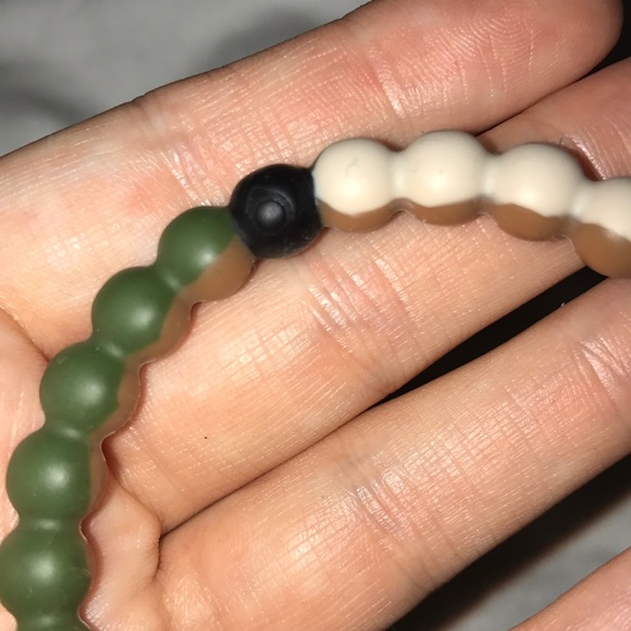 Lokai Wildlife Bracelet - Picture 2 of 2